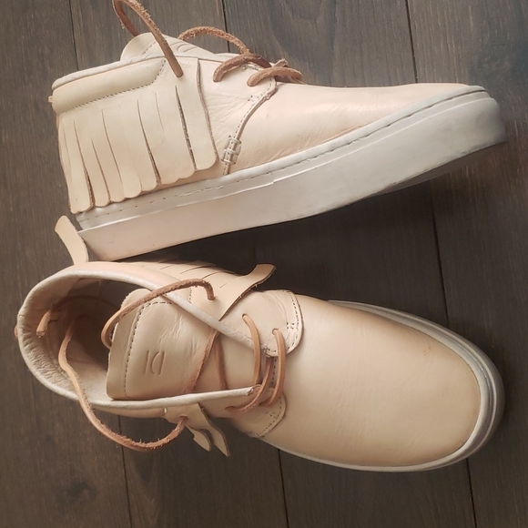 Clear Weather One-O-One Unisex Leather Moccasin - Picture 4 of 15